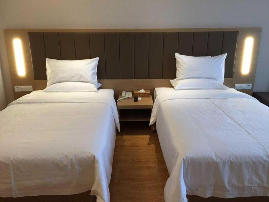 เจไอ โฮเต็ล เซี่ยงไฮ้ ซงเจียงสปอร์ตเซ็นเตอร์ Hotel Songjiang ภายนอก รูปภาพ