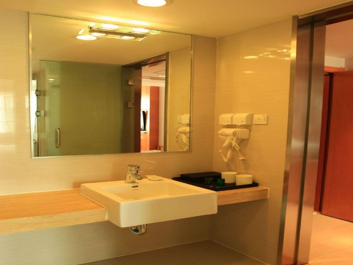 เจไอ โฮเต็ล เซี่ยงไฮ้ ซงเจียงสปอร์ตเซ็นเตอร์ Hotel Songjiang ภายนอก รูปภาพ